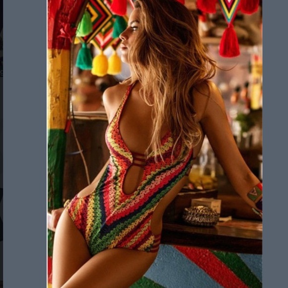 Monokini Vintage Print☀️🌊 - Picture 2 of 7